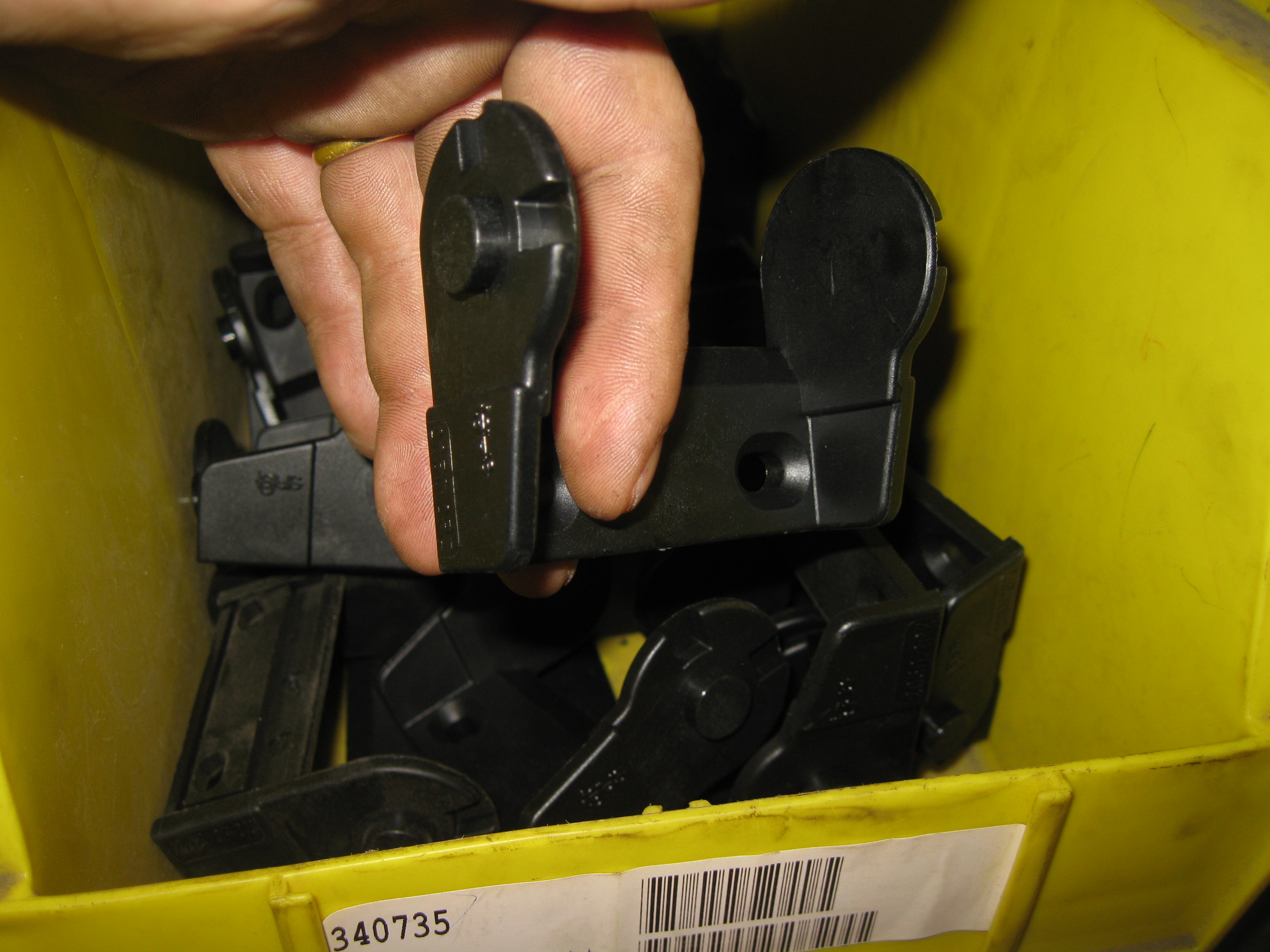 CABLE TRACK  MOUNTING BRACKET  MALE